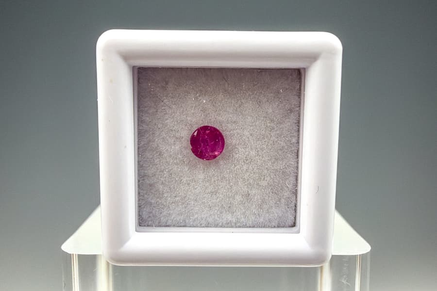 Rubin 0,13 ct